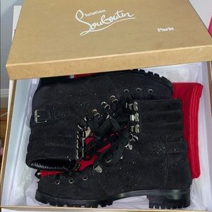 christian louboutin who runs black boot size 41